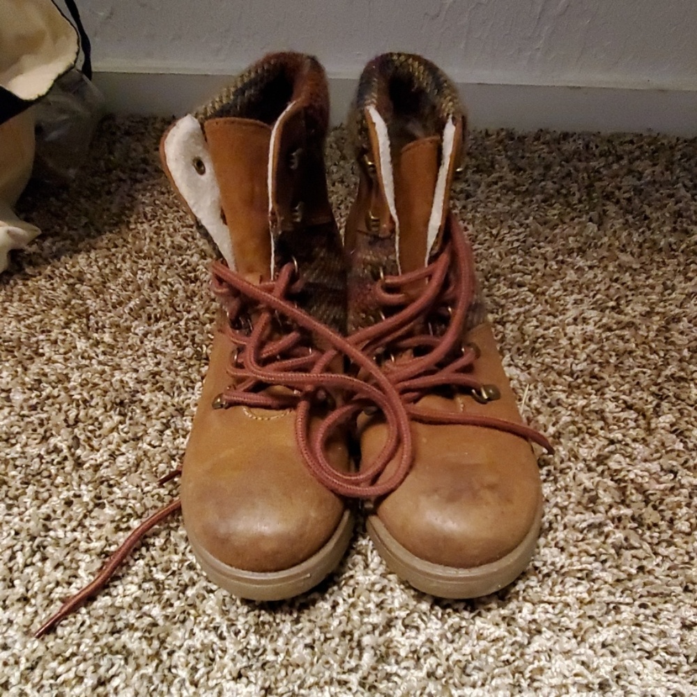 Ankle boots